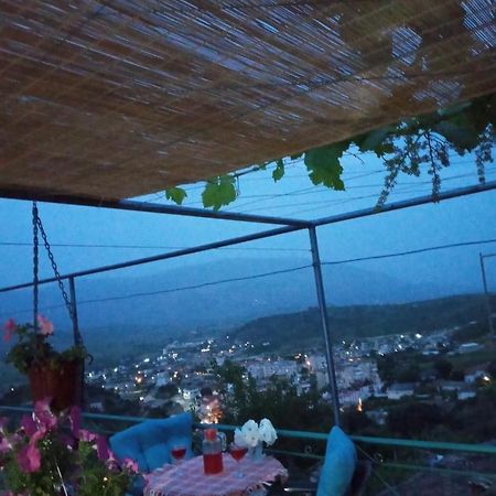 Relax Camping Gjirokastër Екстериор снимка