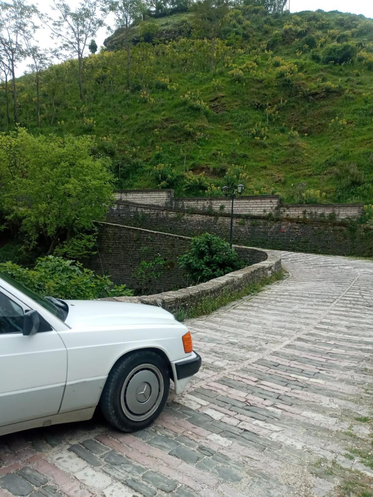 Relax Camping Gjirokastër Екстериор снимка