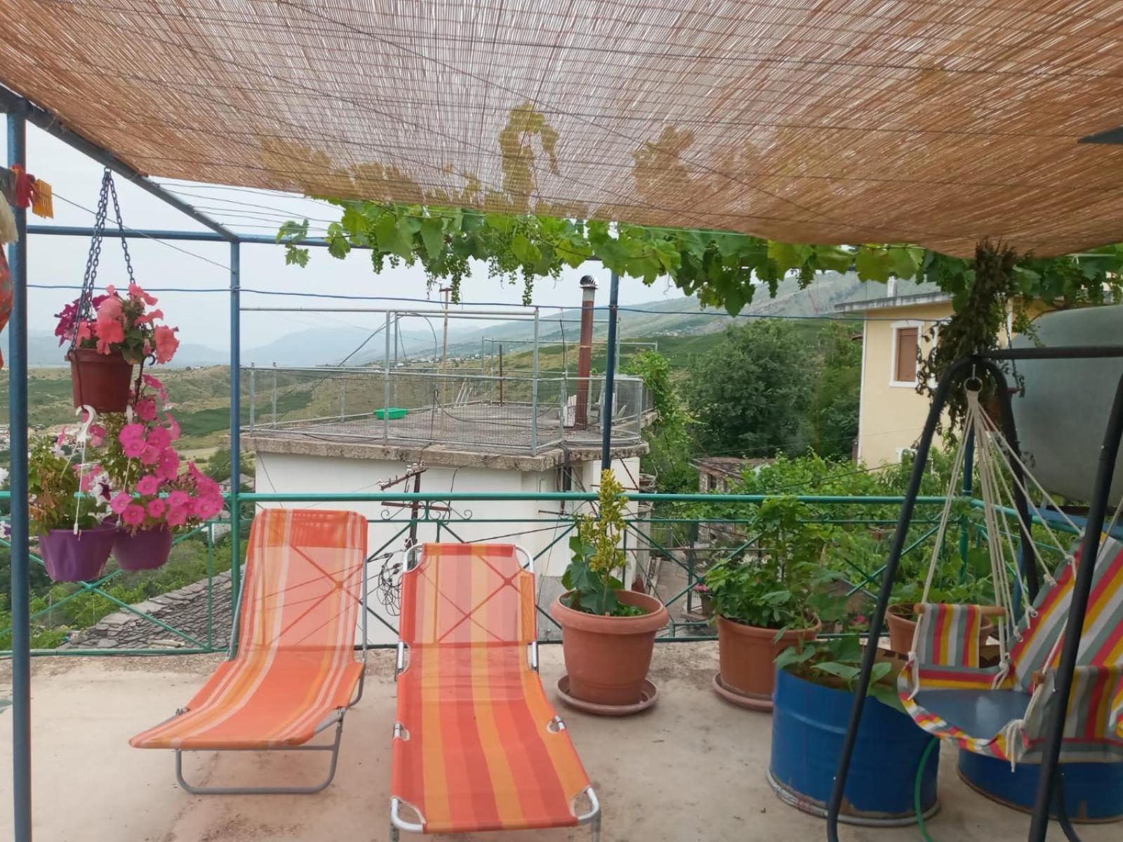 Relax Camping Gjirokastër Екстериор снимка
