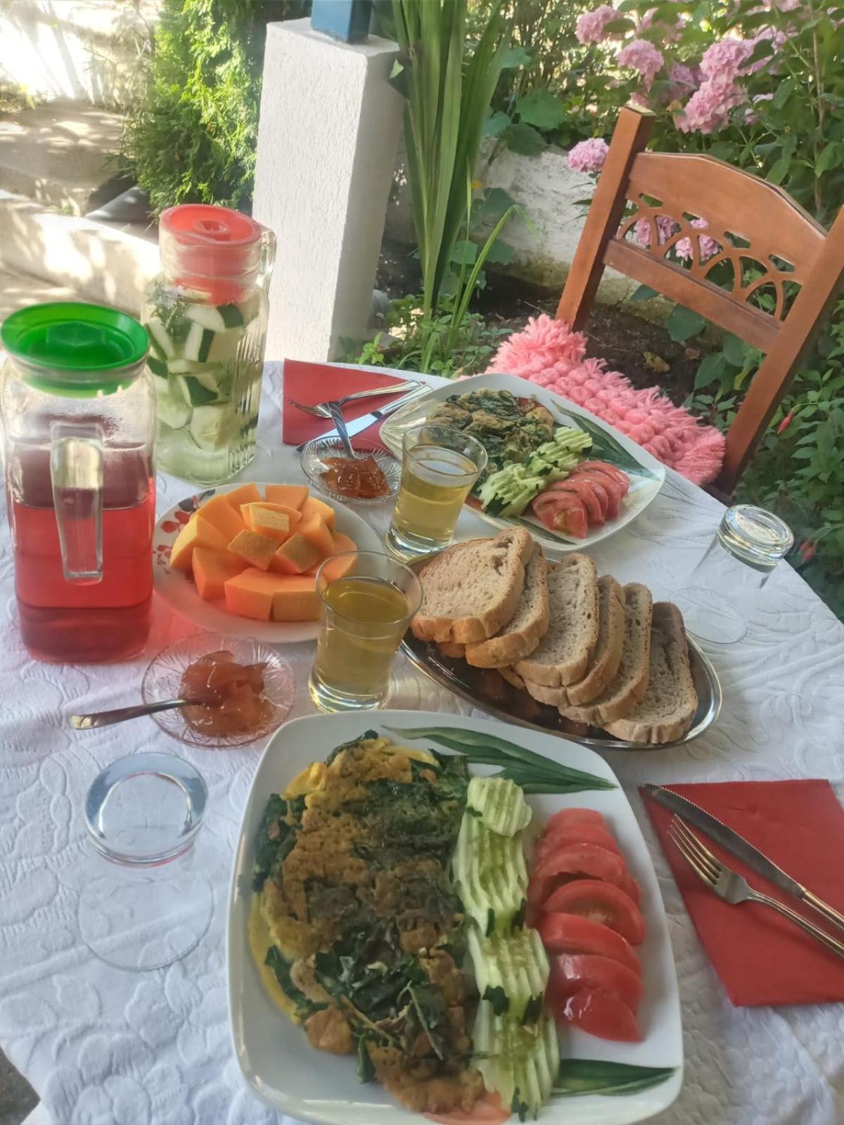 Relax Camping Gjirokastër Екстериор снимка